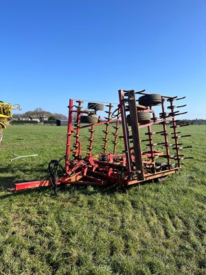 Lot 3b - 6m Spring Tined Cultivator (Located in Bury St...
