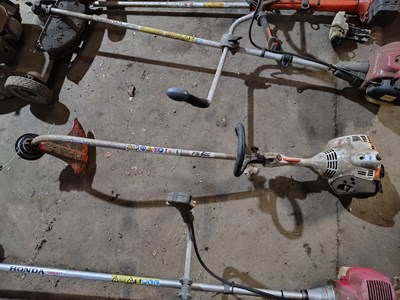Lot 2 - Stihl FS50c strimmer