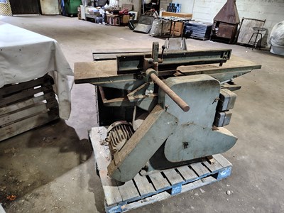 Lot 57 - Heavy-duty Industrial Woodworking Machine,...