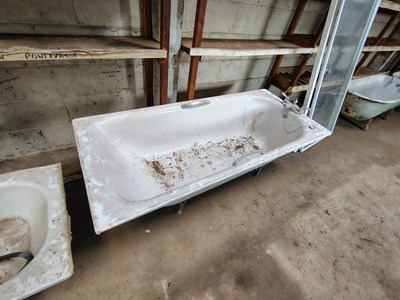 Lot 110 - Bath Unit