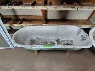 Lot 115 - Bath Unit