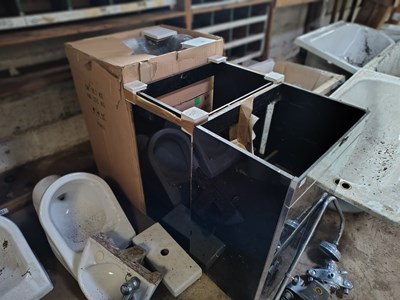 Lot 117 - Bathroom Units x 3