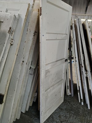 Lot 160 - Qty of Doors (wooden)